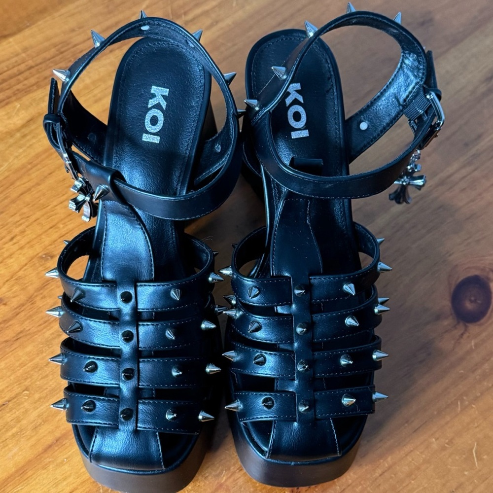 KOI ANGEL MIST PLATFORM HEELS BLACK STUDDED GOTH CROSS SIZE 8 - Picture 9 of 14